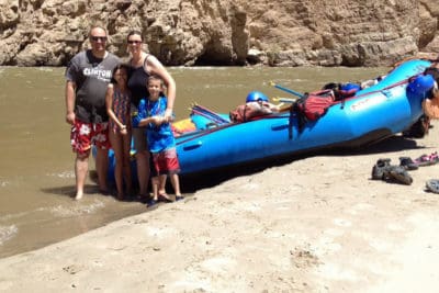 This rafting trip through Dinosaur National Monument in Utah was so FUN! It's a great adventure trip for families | tipsforfamilytrips.com | summer vacation | Adrift Adventures | Vernal