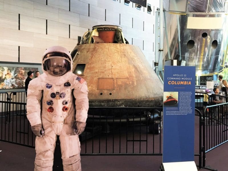 Tips for visiting the National Air and Space Museum in Washington D.C. with kids | tipsforfamilytrips.com | Smithsonian | Things to do in Washington DC