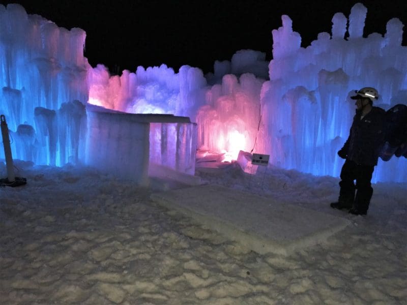 Tips for visiting the Ice Castles in Midway, Utah. This is a fun winter activity for families! | tipsforfamilytrips.com | winter | Park City | Heber Valley | Frozen