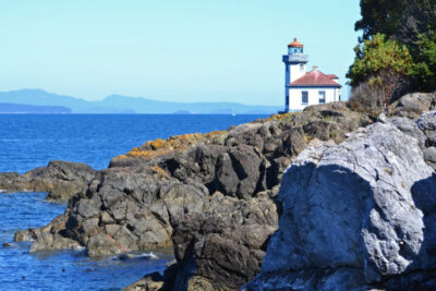 Tips for whale watching and more for families at Lime Kiln Point State Park on San Juan Island, Washington | tipsforfamilytrips.com | summer vacation | Pacific Northwest | orcas | killer whales