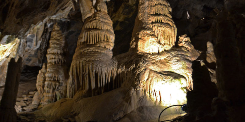 4 MUST HAVE tips for visiting Minnetonka Cave in Southern Idaho | tipsforfamilytrips.com | Bear Lake | Caribou Targhee National Forest | summer vacation | spelunking | cave tours