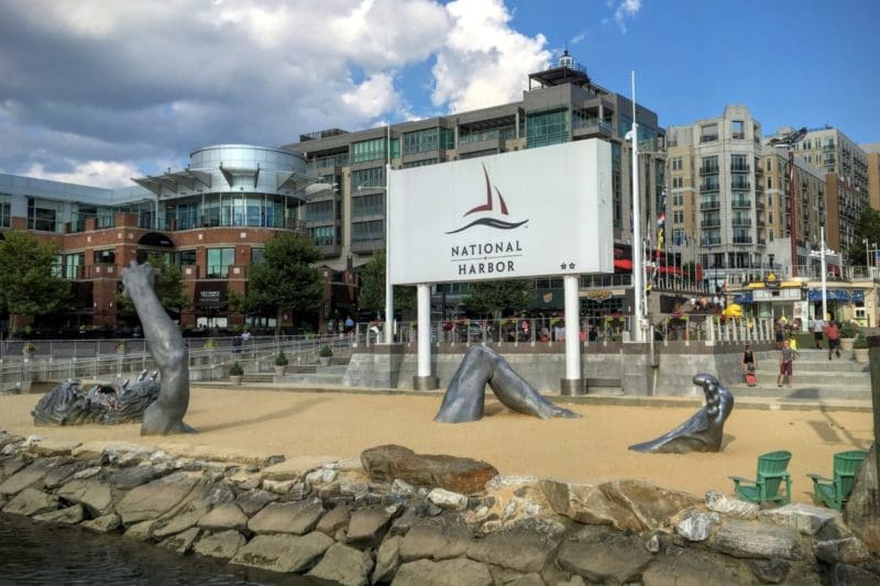 10 fun things to do in National Harbor, Maryland with kids | tipsforfamilytrips.com | Washington DC | Gaylord National | Capital Wheel | national harbor events | national harbor md | national harbor restaurants