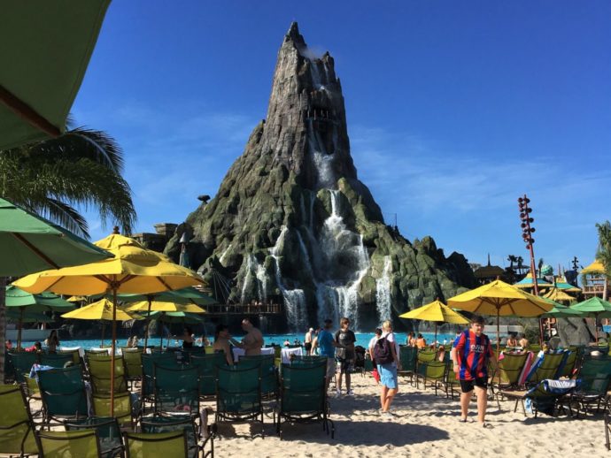 6 Tips for Visiting Volcano Bay with Young Kids - Tips For Family Trips