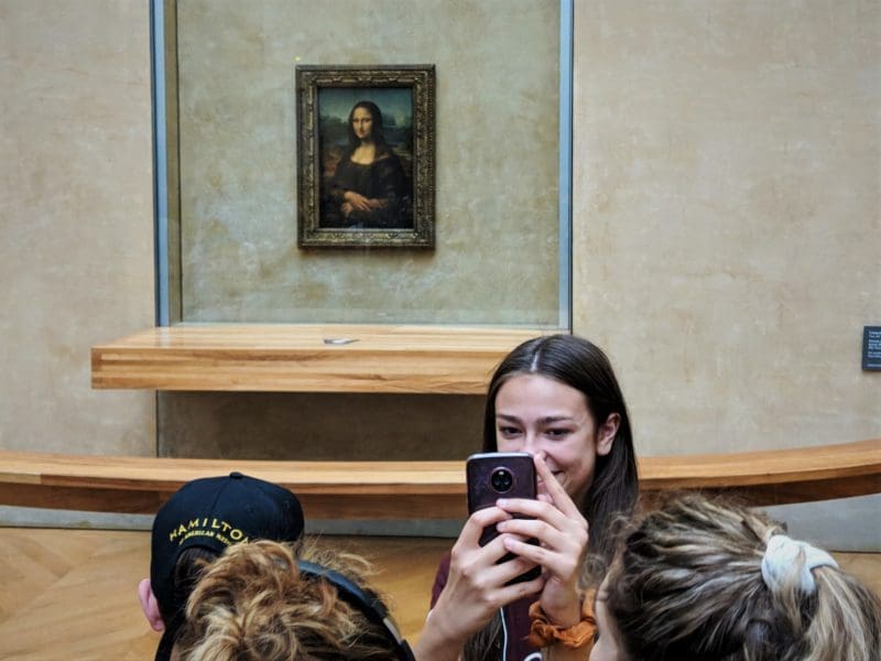 Mona Lisa selfie at Louvre Museum